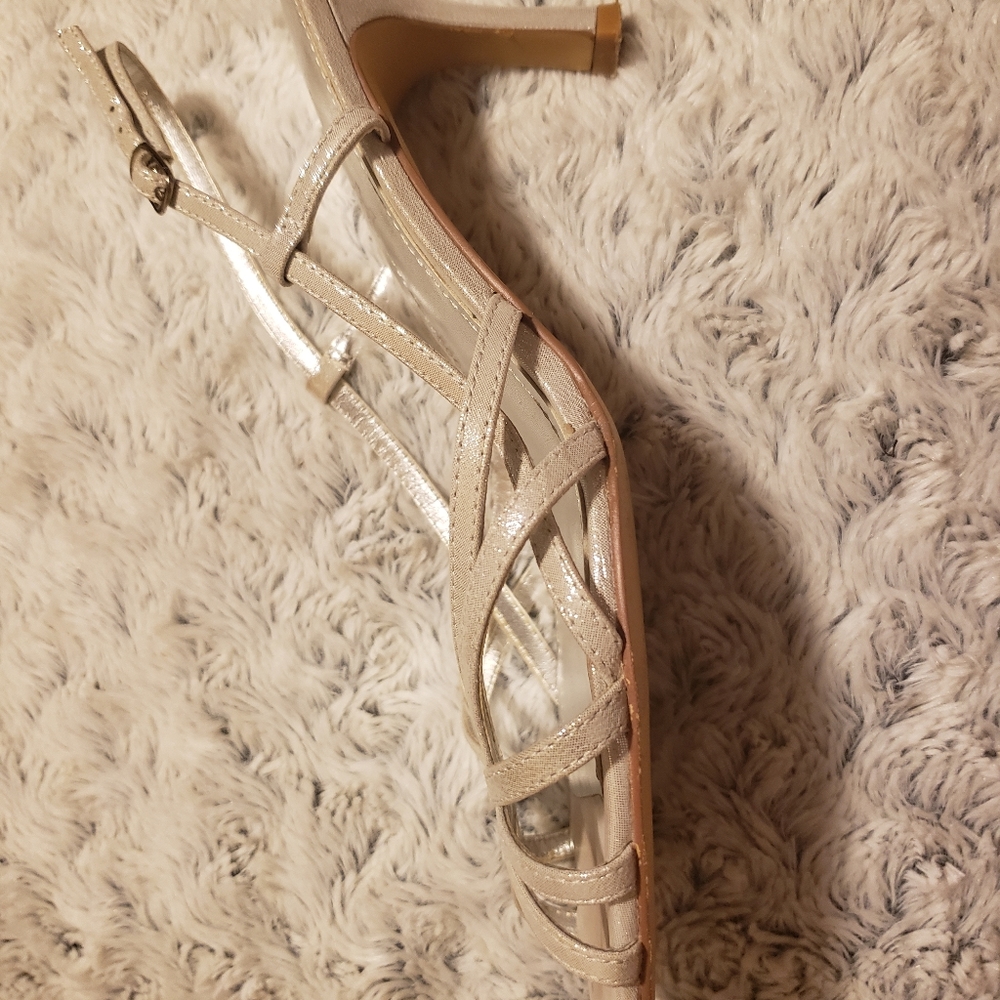 Silver glittery heels - Picture 3 of 3